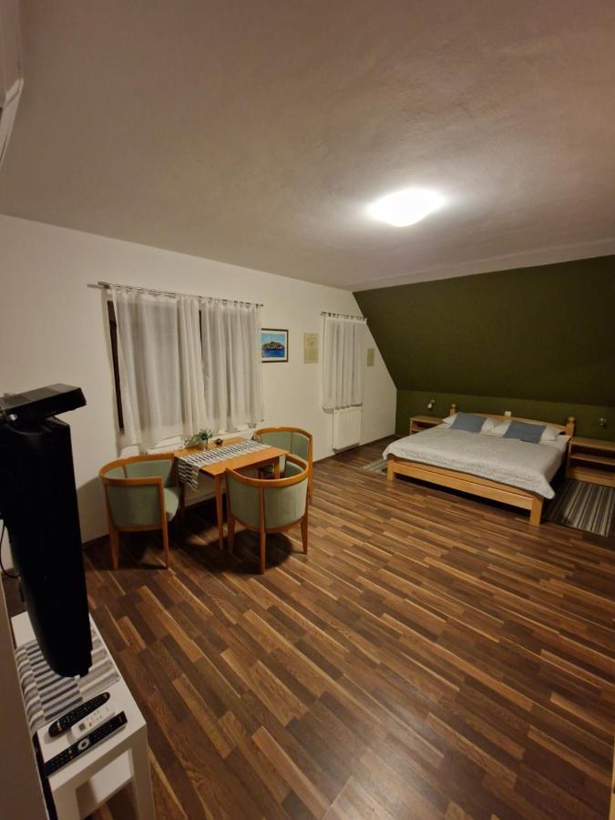 Guest House Wolf II Plitvička Jezera Zewnętrze zdjęcie