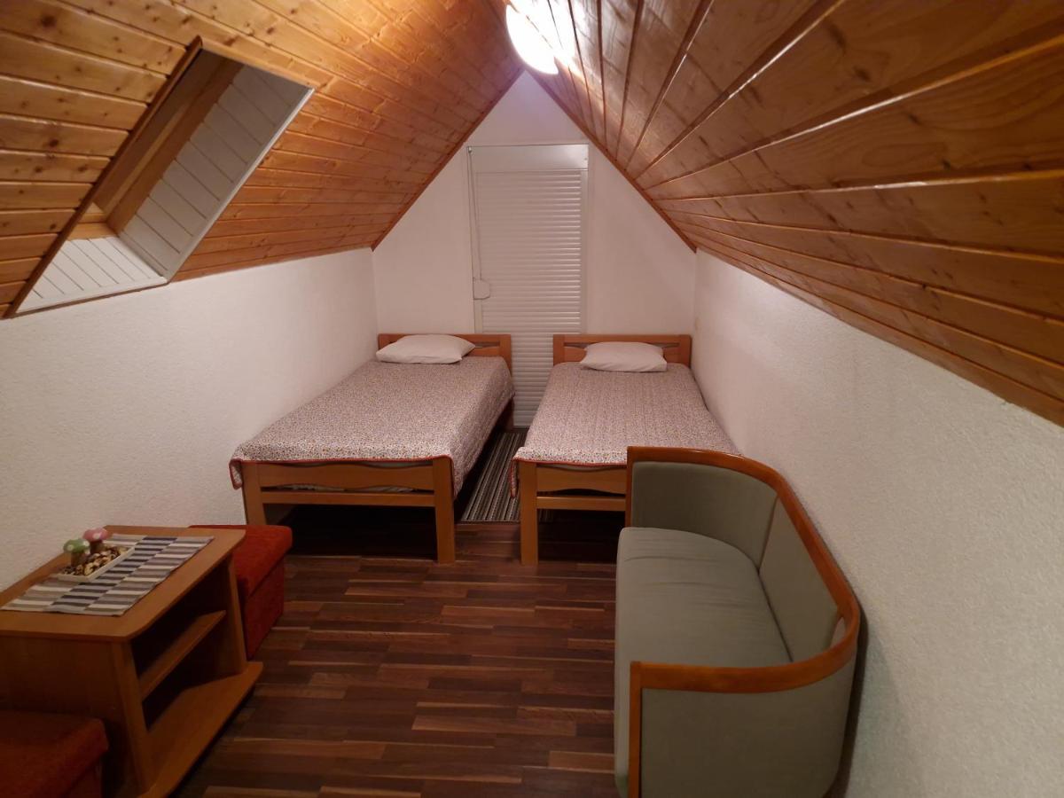 Guest House Wolf II Plitvička Jezera Zewnętrze zdjęcie