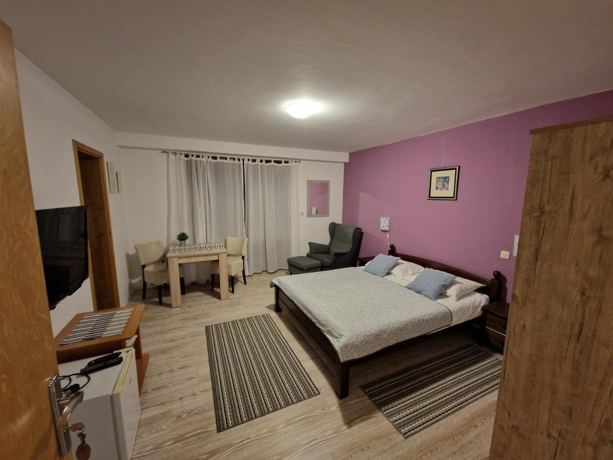 Guest House Wolf II Plitvička Jezera Zewnętrze zdjęcie